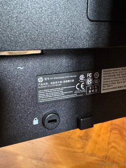 Monitor HP EliteDisplay E222 - 6