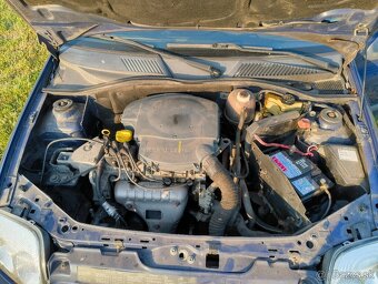 Renault Thália 1.4 benzín - 6