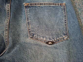 predam kvalitne rifle dzinsy QUIKSILVER Denim slim fit - 6