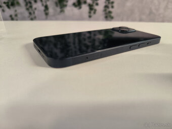 Apple iPhone 13 128GB - Super stav - 6