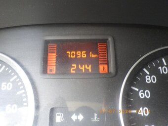 Dacia Sandero 1.6i, 64kW - 6