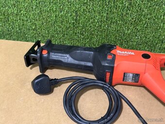 MAKITA Píla chvostovka M4501 s anglickou koncovkou - 6