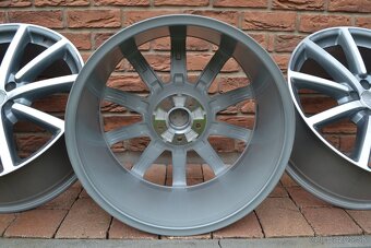 5x112 R20 Audi Q5 SQ5 Original Disky AUDI Bicolor - 6
