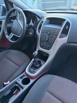 Predám Opel Astra 1.4 Turbo 140k Enjoy - 6