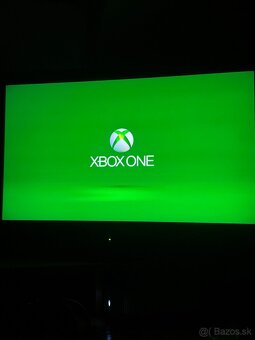 Xbox One S 1TB / Hry + 2 ovládače - 6