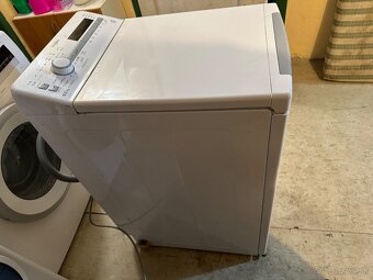 ZVRCHU PLNENÁ PRÁČKA WHIRLPOOL - 6