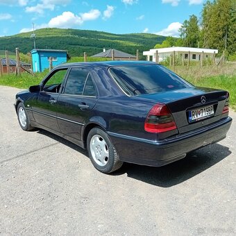 Mercedes-Benz W202 - 6