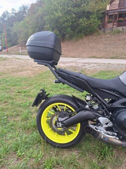 Yamaha MT09 - 6