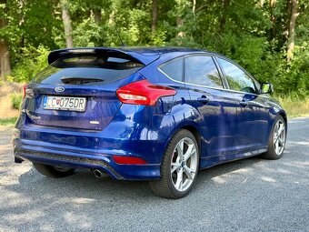 Ford Focus ST-Line 1.5 Ecoboost - 6