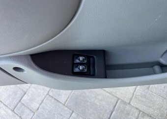 Nissan Kubistar 1.5 DCi nafta manuál 45 kw - 6