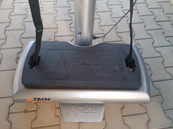 Profesionálna vibračná plošina DKN XG10 - 6