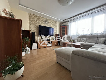 ZÍŽENÁ CENA. Na predaj  3-izbový byt s loggiou - 6