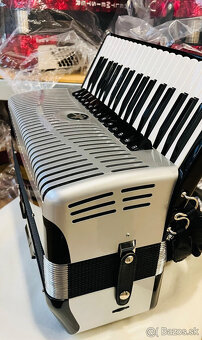 redám akordeón HOHNER VENTURA IV 96 BAS- špičkový akordeón- - 6