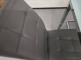 Moderná kuchynská sedacia súprava stôl + 4 stoličky - 6