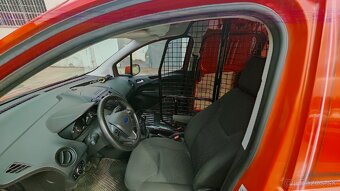 Ford Tranzit Courier - 6