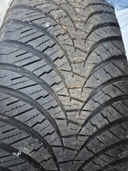Pneu 215/50R18 - 6