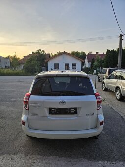 Toyota Rav4 D-4D 4x4 = 187243km , Bez korozie, Top Stav= - 6