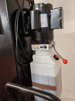 Predám hydraulický zdvihák - 6