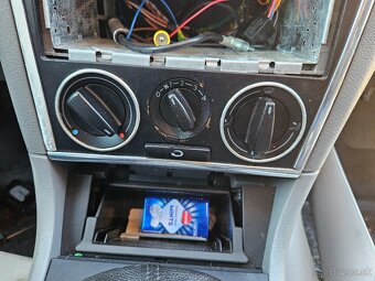 Rozpredám Škoda octavia 1.6i 74kw - 6