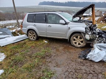 Nissan x-trail 2.2 tdi - 6