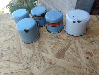 Smaltovane hrnčeky spolu 10€ - 6