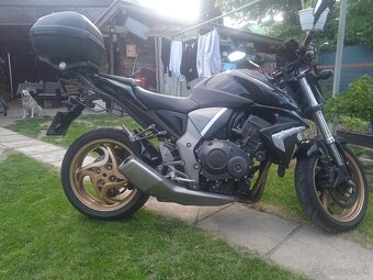 Honda CB 1000r - 6