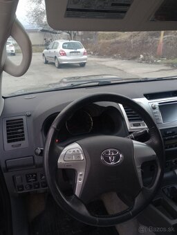 Toyota Hilux 3,0 - 6