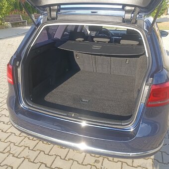 VW PASSAT Combi B7 r.v. 2011 DSG - 6