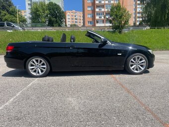 Predám BMW e93 320i cabrio - 6