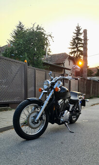Predám Honda Shadow spirit 2002 - 6