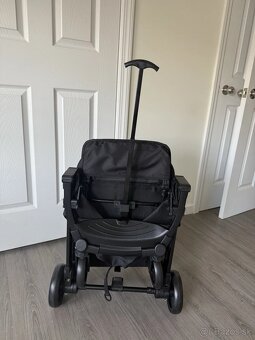 Darujem detský kočík za odvoz - 6