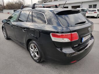 Toyota Avensis - 6