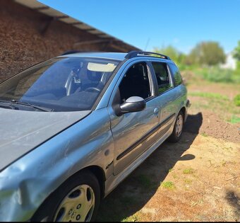 Peugeot 206sw - 6