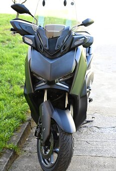 Yamaha xmax300 - 6