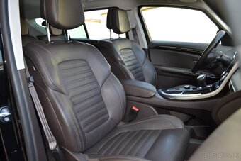 RENAULT Espace Blue dCi 200 EDC Intens 7 miest r.v:04/2019 - 6