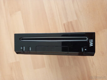 Nintendo Wii + 2hry; iba 59€ - 6