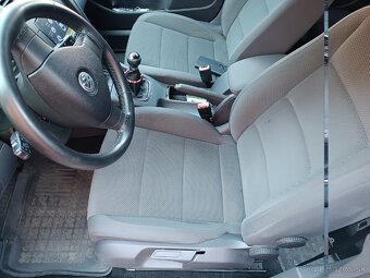 Volkswagen Golf5 1.9 TDI 77 kw - 6