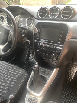 Suzuki Vitara - 6