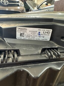 Pravé přední světlo VOLVO V40/ V40 CC - 6