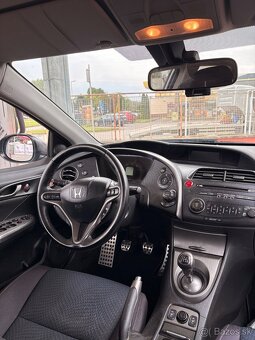 Honda Civic 1.8 VTEC Sport - 6