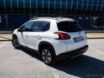 Peugeot 2008 1.6 BlueHDi 100 Allure - 6