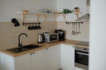 PRIESTRANNÝ 2-IZB. APARTMÁN V SRDCI DONOVALOV - 6