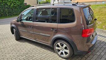 Predam VW Touran cross 7 miestny - 6