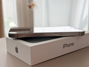 Apple iPhone 15 Pro 256 GB, Natural Titanium - 6