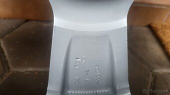 alu R17 5x108, senzory, zimné pneu 215/65, Peugeot - 6