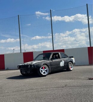 BMW e30 - 6