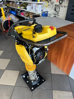 Vibracna zaba, noha, pech Bomag BT 60, Wacker Neuson Atlas - 6