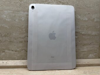 Apple iPad 10.9 (2022) 64GB Wi-Fi Silver, nový - 6