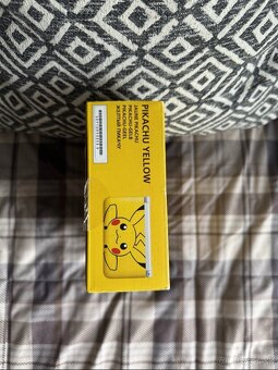 Nintendo 3DS XL Pikachu Edition - 6