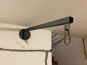 Držiak na zavesenie boxovacieho mechu - 6